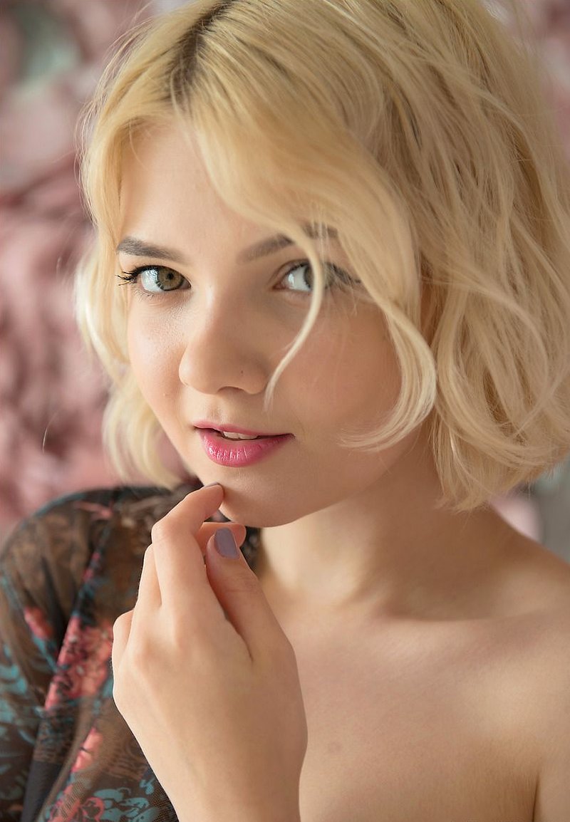 Зина, 21 год, 0 размер груди